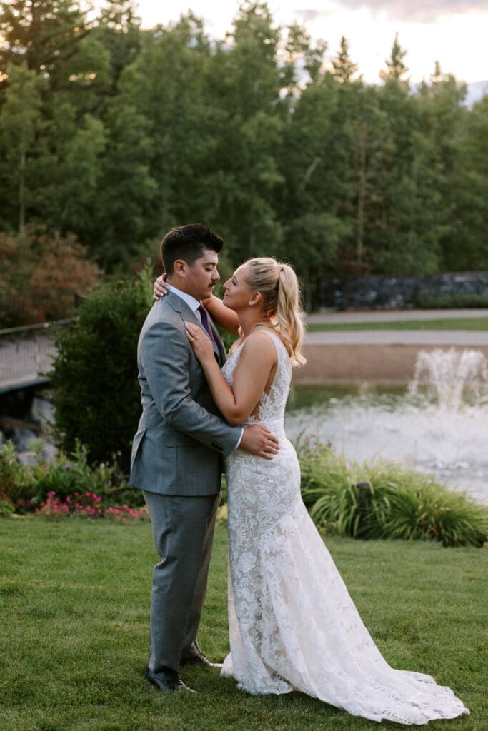 Azuridge Estate Hotel wedding portraits at golden hour